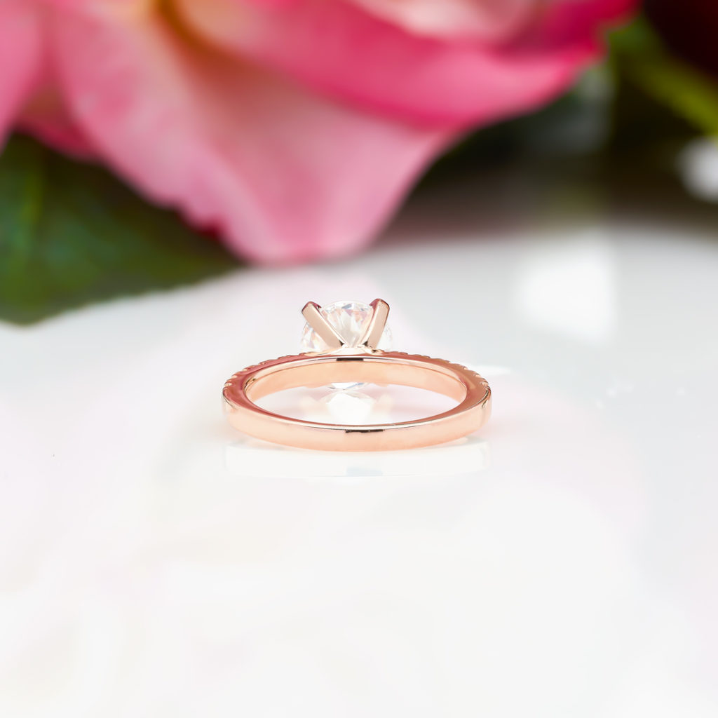 4 Prong Round Cut Engagement Ring in Rose Gold