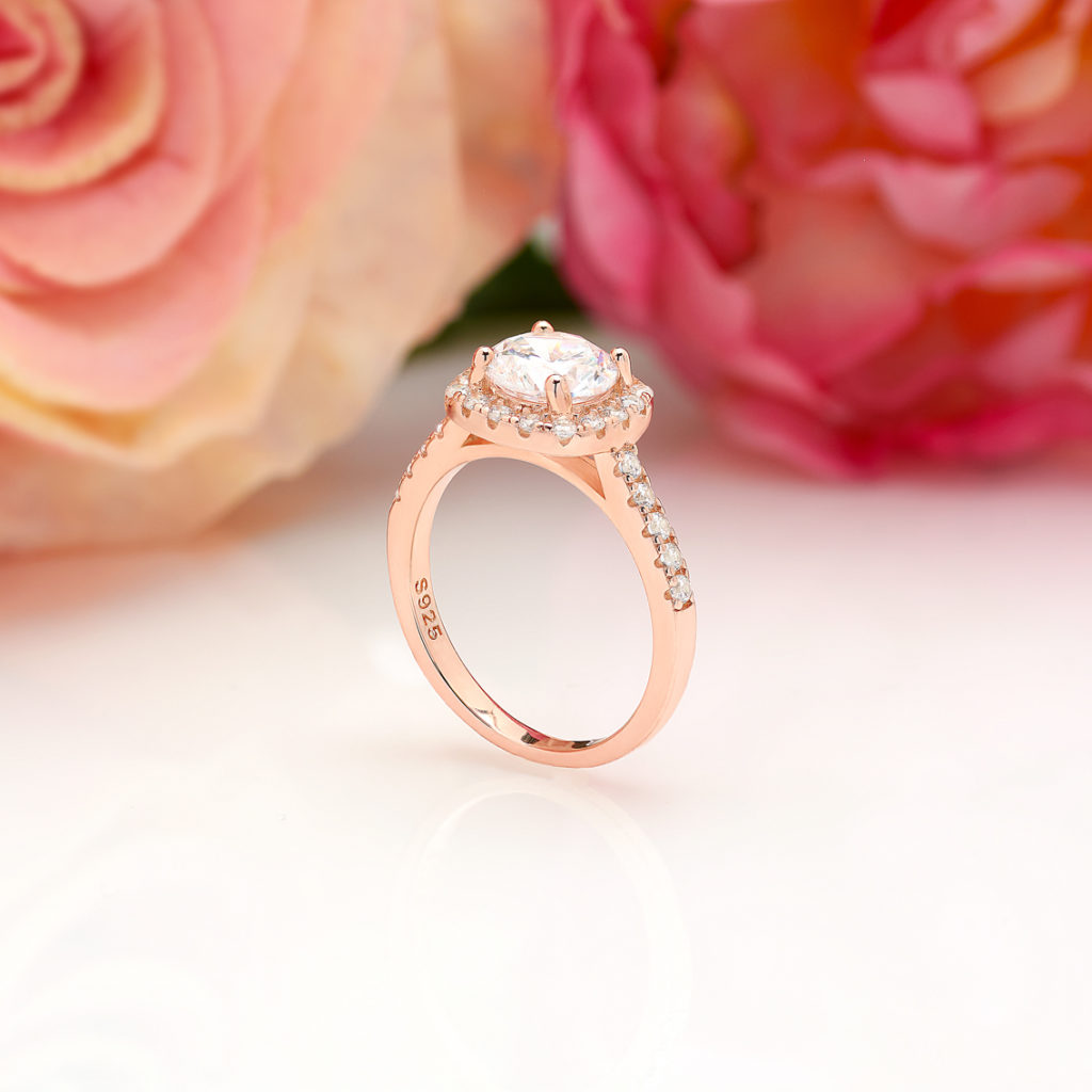 1.25 CT Halo Round Cut Engagement Ring in Rose Gold